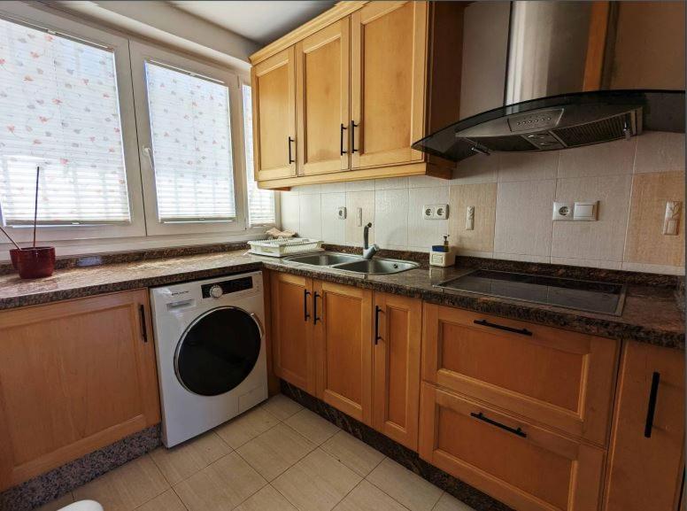Апартаменты Sea View Penthouse Фуэнхирола Экстерьер фото